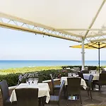 Park I Lecci Hotell 4*