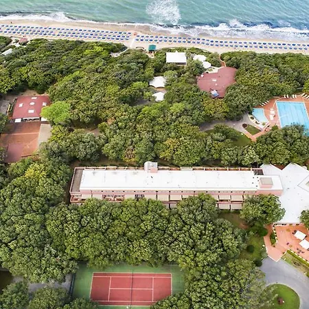 Park I Lecci Otel 4*