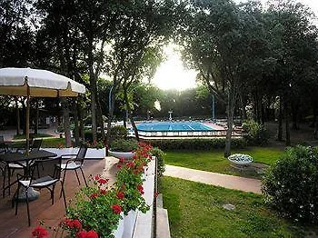 Otel Park I Lecci 4*
